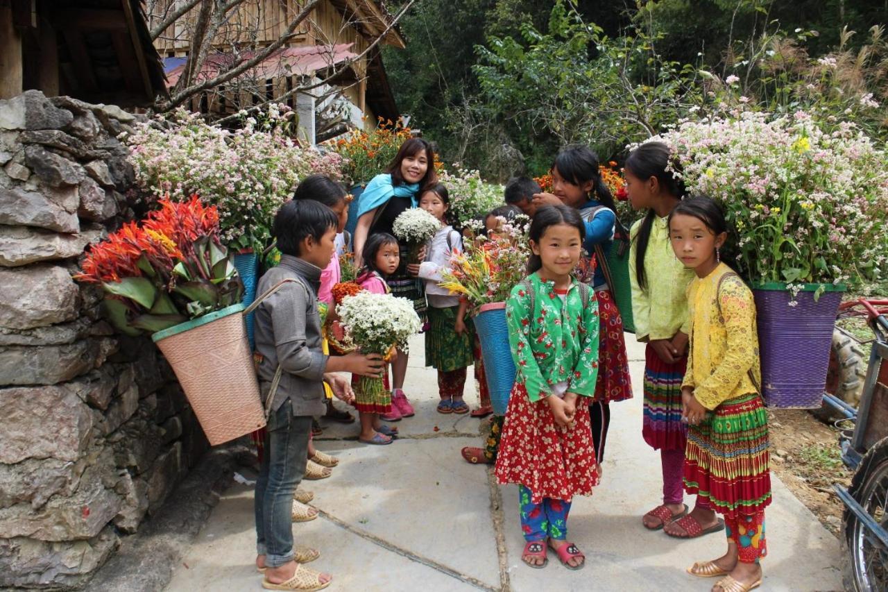 Central Backpackers Hostel Ha Giang Exteriör bild
