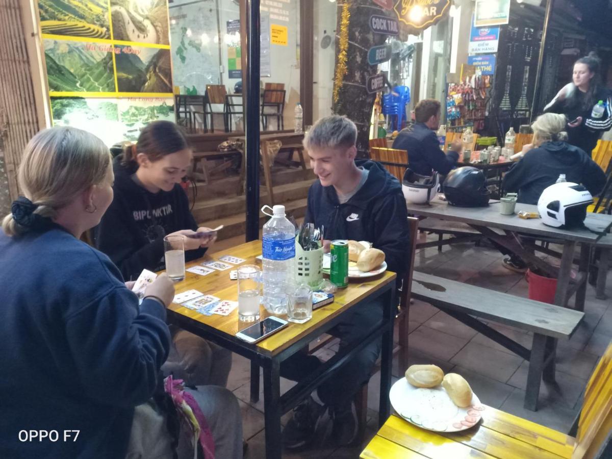 Central Backpackers Hostel Ha Giang Exteriör bild