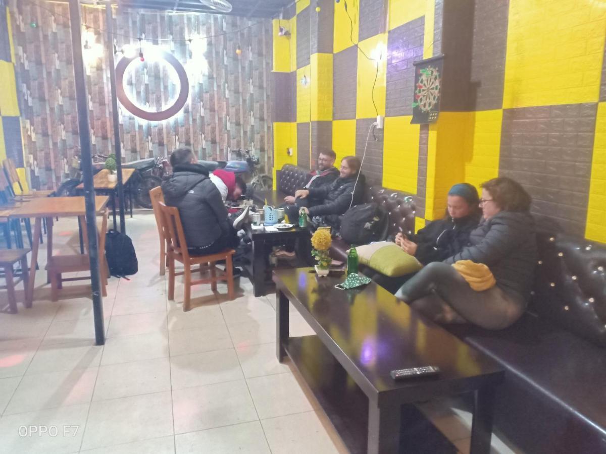 Central Backpackers Hostel Ha Giang Exteriör bild